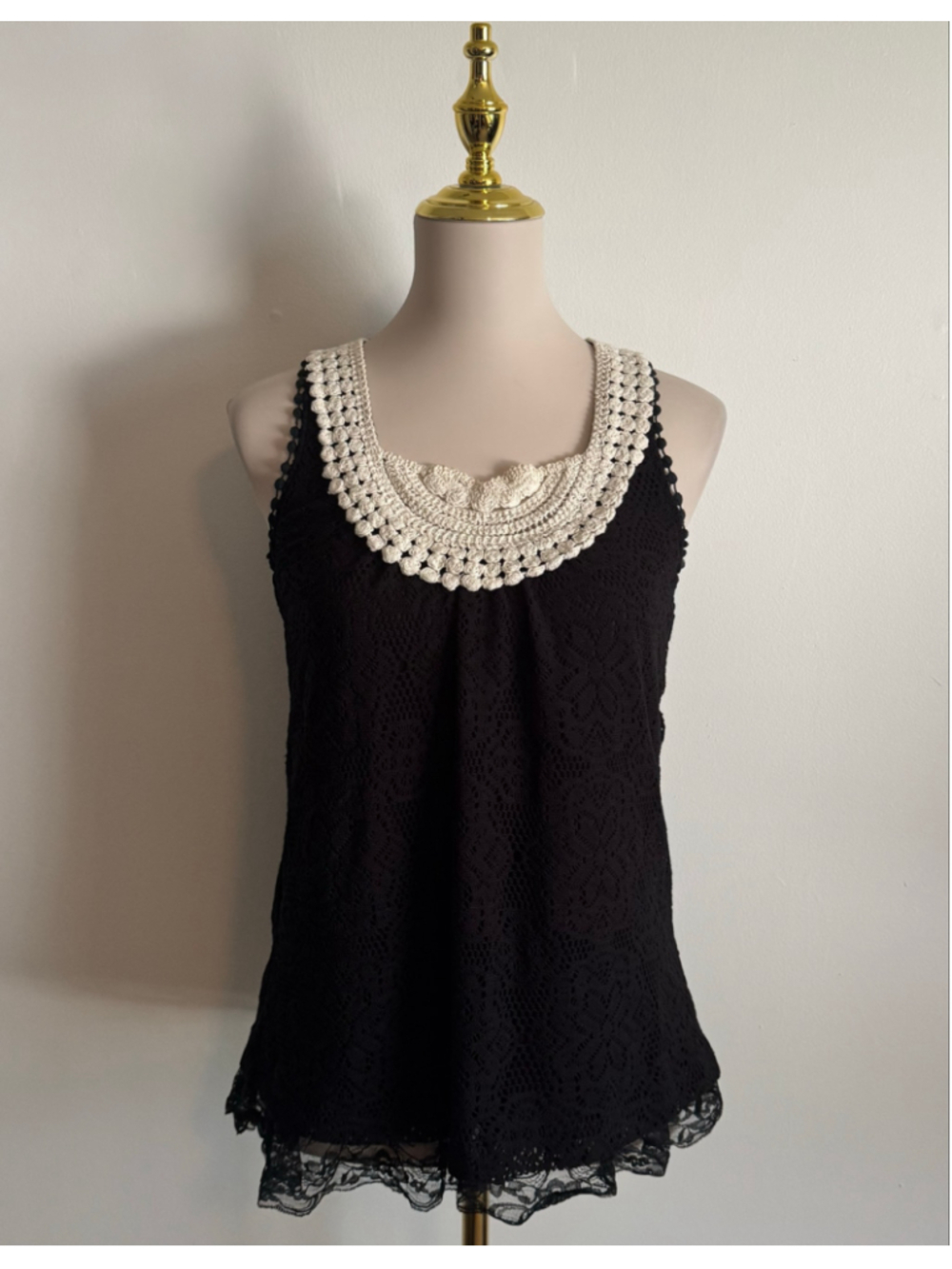 Women's Ultra Pink Lace Tank Top Size S Black and Beige
